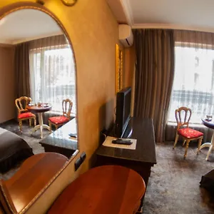 3* Отель мег-лозенец