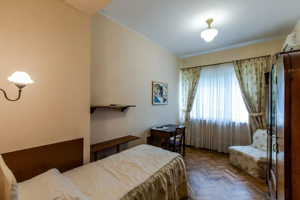 Casa Ferrari Bed & Breakfast Sofie 3*,